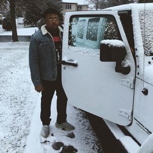 Meet your Posher, Malik